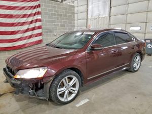 Volkswagen Passat SEL 2.0L 4 2014
