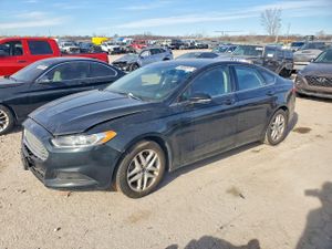Ford Fusion SE 2.5L 4 2014