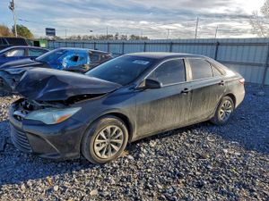 Toyota Camry LE 2.5L 4 2015