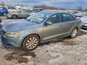 Volkswagen Jetta SE 2.5L 5 2011