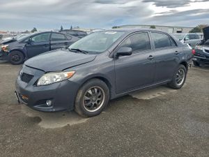 Toyota Corolla BASE 1.8L 4 2010