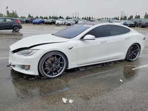 Tesla Model S 2021
