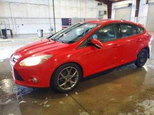 Ford Focus SE 2.0L 4 2014