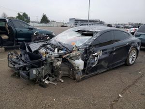 Tesla Model S 2017