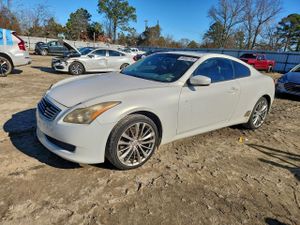 Infiniti G37 3.7L 6 2010