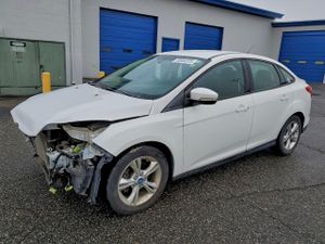 Ford Focus SE 2.0L 4 2013