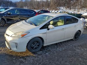 Toyota Prius 1.8L 4 2013