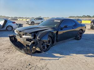 Dodge Challenger SXT 3.6L 6 2013