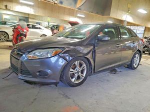 Ford Focus SE 2.0L 4 2014