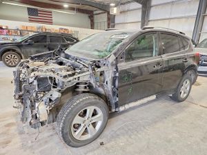 Toyota Rav4 XLE 2.5L 4 2014