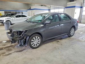 Toyota Corolla BASE 1.8L 4 2013
