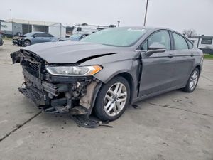 Ford Fusion SE 2.5L 4 2014