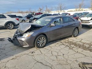 Toyota Camry LE 2.5L 4 2015