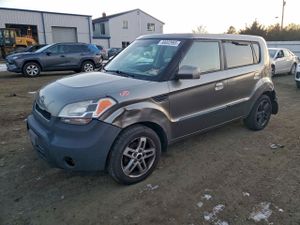 Kia Soul + 2.0L 4 2010
