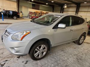 Nissan Rogue S 2.5L 4 2013