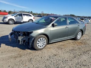 Toyota Camry BASE 2.5L 4 2012