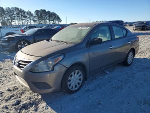 Nissan Versa S 1.6L 4 2015