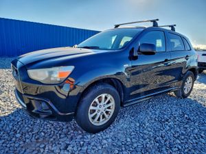 Mitsubishi Outlander ES 2.0L 4 2012