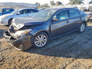 Toyota Avalon BASE 3.5L 6 2013