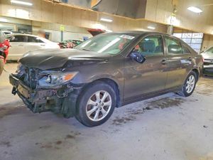 Toyota Camry BASE 2.5L 4 2011