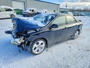 Toyota Corolla BASE 1.8L 4 2013