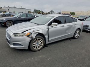 Ford Fusion SE 1.6L 4 2013