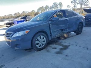 Toyota Camry BASE 2.5L 4 2010