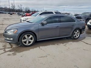 Volkswagen Passat S 1.8L 4 2015