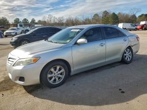 Toyota Camry BASE 2.5L 4 2011