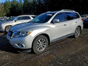 Nissan Pathfinder S 3.5L 6 2013