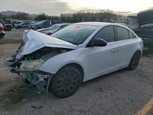 Chevrolet Cruze LS 1.8L 4 2011