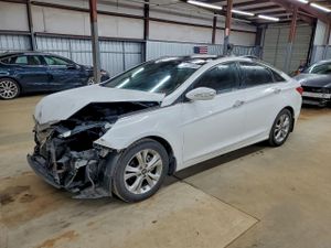 Hyundai Sonata SE 2.4L 4 2013