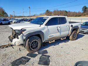 Toyota Tacoma DOUBLE CAB 2.4L 4 2024