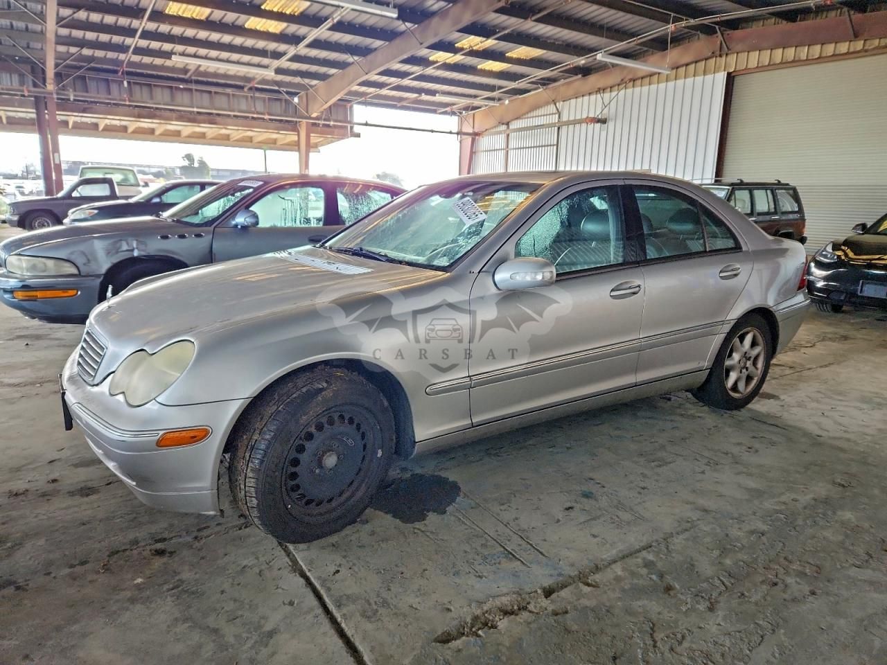 Mercedes-Benz C 320 3.2L 6 2001