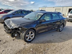 Volkswagen Passat SE 2.5L 5 2013