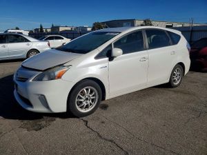 Toyota Prius 1.8L 4 2013