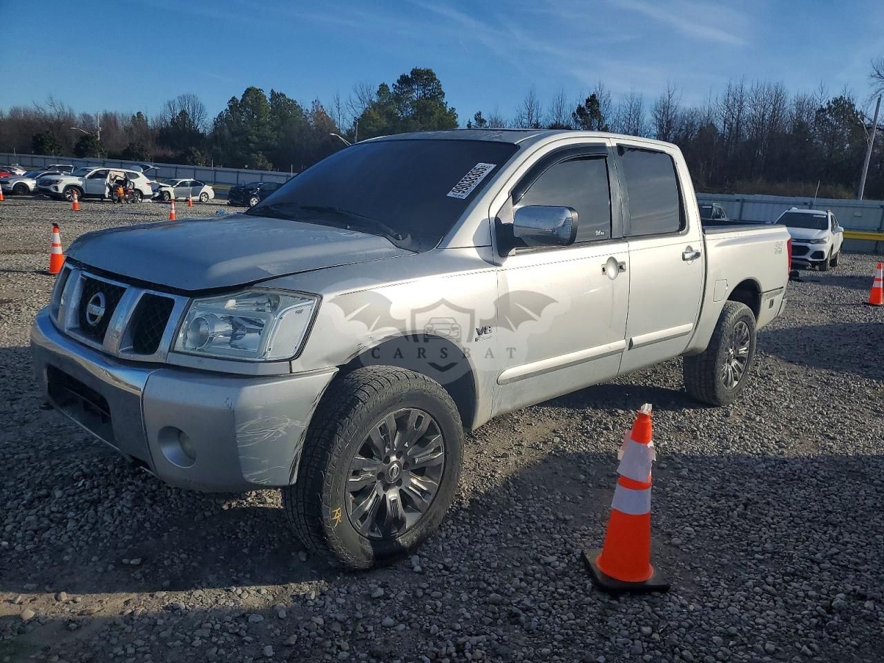 Nissan Titan XE 5.6L 8 2004