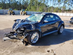 Volkswagen Beetle TURBO 2.0L 4 2013