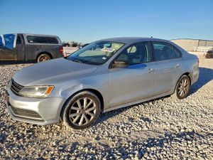 Volkswagen Jetta SE 1.8L 4 2015