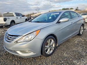 Hyundai Sonata SE 2.4L 4 2012