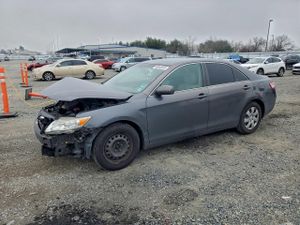 Toyota Camry BASE 2.5L 4 2010