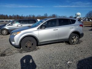 Toyota Rav4 LE 2.5L 4 2013
