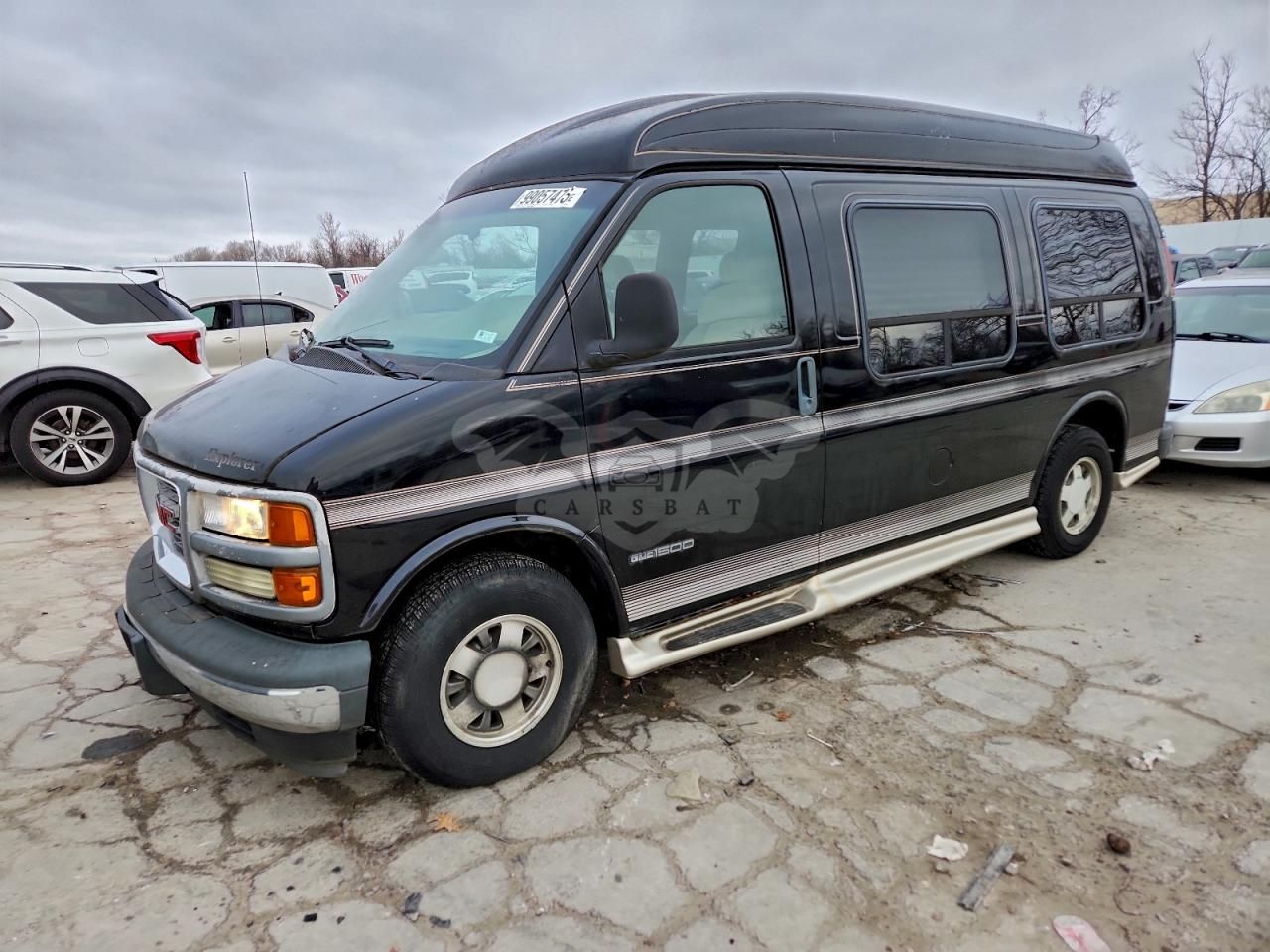 GMC Savana RV G1500 5.7L 8 2001