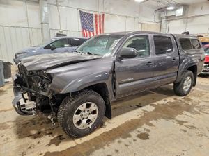 Toyota Tacoma DOUBLE CAB 4.0L 6 2015