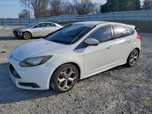 Ford Focus ST 2.0L 4 2014