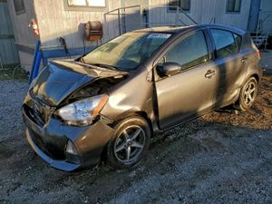 Toyota Prius 1.5L 4 2012