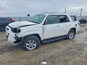 Toyota 4Runner SR5 4.0L 6 2014