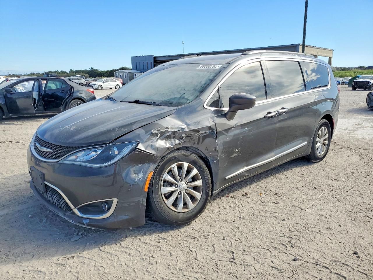 Chrysler Pacifica TOURING L 3.6L 6 2017