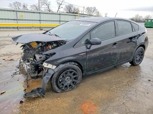 Toyota Prius 1.8L 4 2014