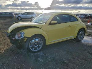 Volkswagen Beetle 2.5L 5 2012